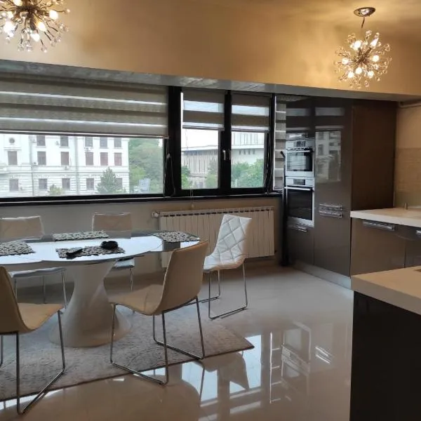 Apartament lux ultracentral, hotel en Craiova