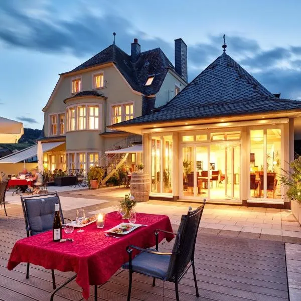 Gästehaus & Weingut Clüsserath-Weiler, hotel v destinaci Trittenheim