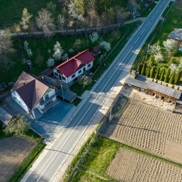 CASA DE LA MUNTE – hotel w mieście Fărcaşa