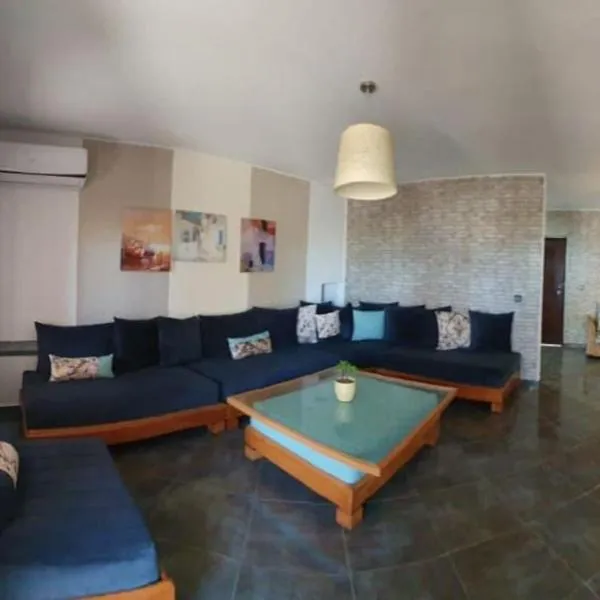 House near beach: M'diq şehrinde bir otel