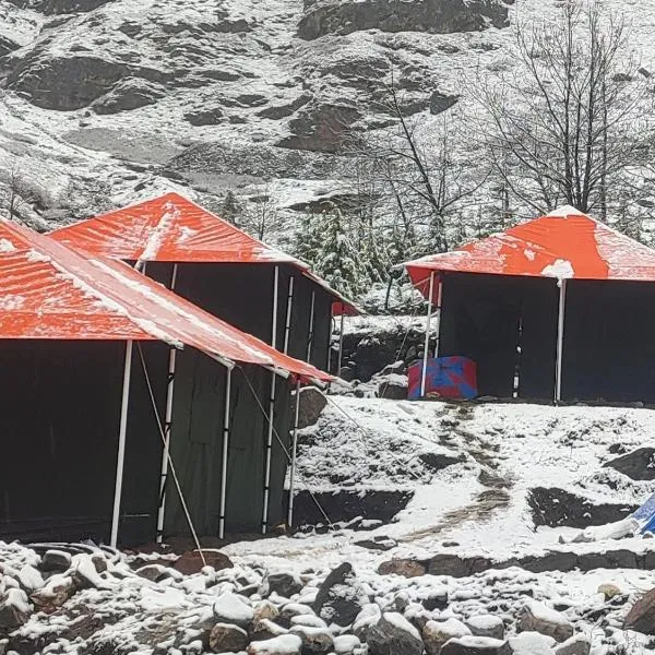 Buddy Hikers Stay Badrinath, хотел в Бадринат