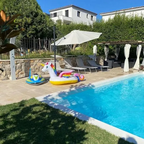 jolie appartement avec piscine, hotell i La Roquette-sur-Siagne