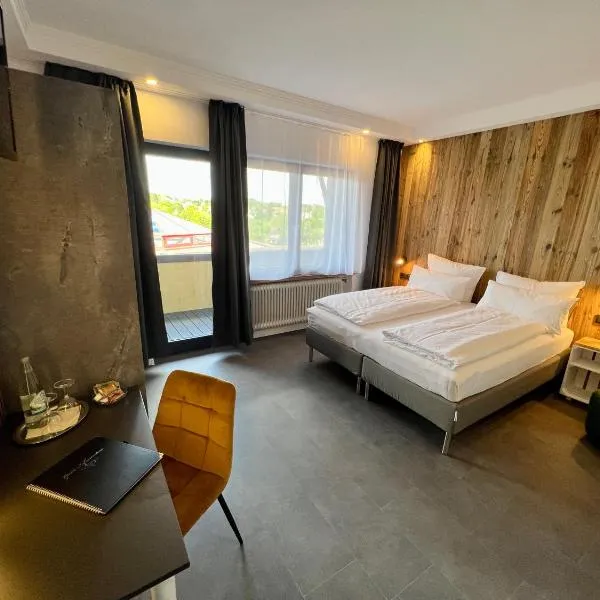 JUNIPRO Hotel Schinderhannes, hôtel à Weiskirchen