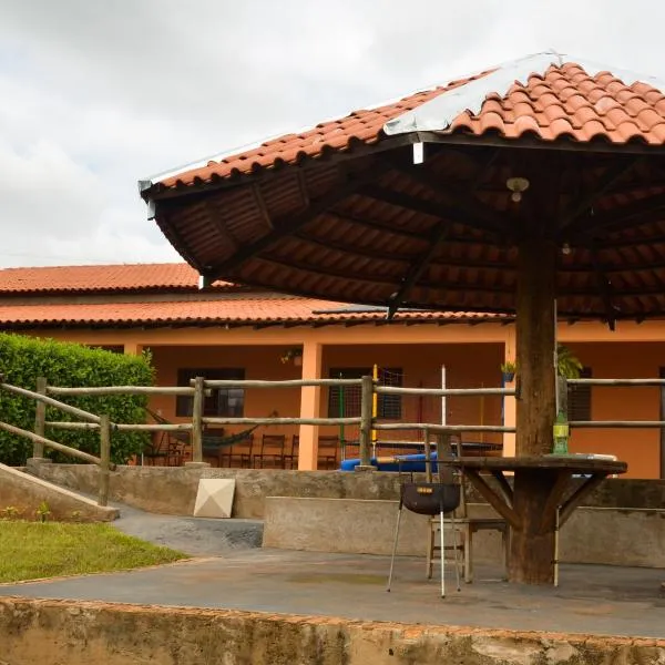 Chácara Dofene com piscina, hotel em Tabapuã