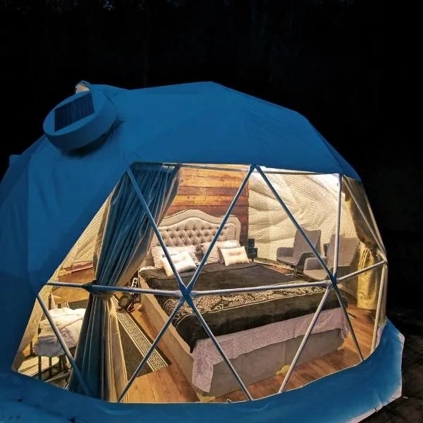 Apuseni Glamping Retreat, hotel v destinaci Bucium