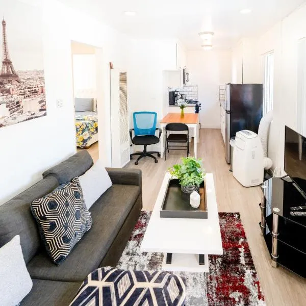 Hollywood/Koreatown 2 Bedroom with Parking, hotel in Los Angeles