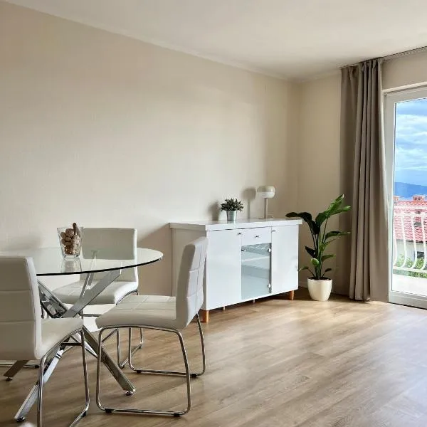 Apartment Araucaria, hotel v destinaci Crikvenica