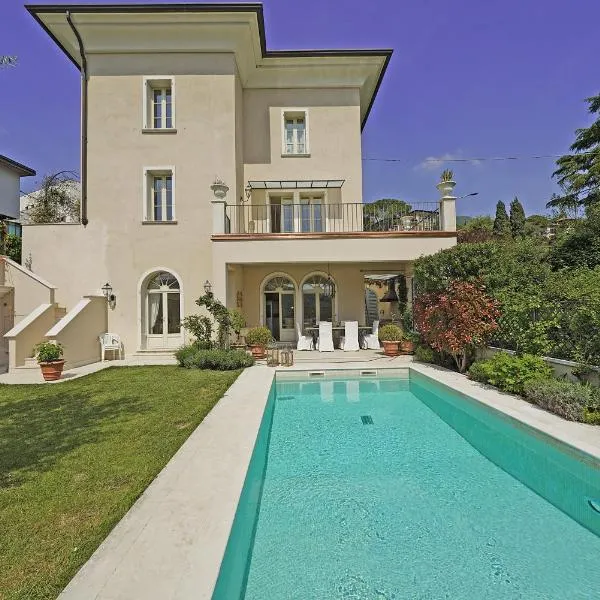 Villa San Carlo - Gardagate, hôtel à Roe