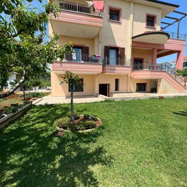 Garden House, hotel en Mitikas