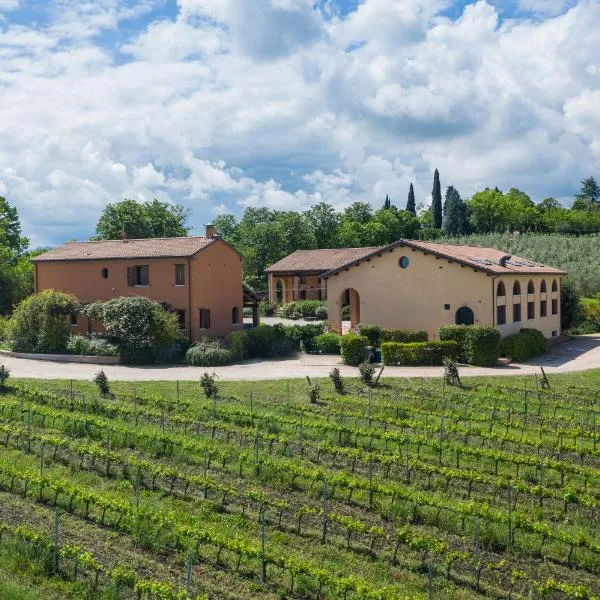 Collina dei Poeti, hotel v destinaci Santarcangelo di Romagna