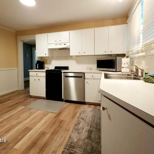 EXQUISITE FAMILY HOME, Hotel in Lakeland