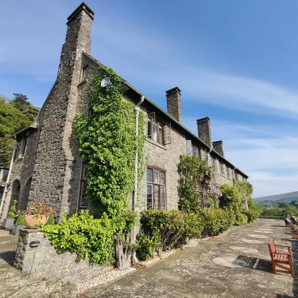 Luxury Bed And Breakfast at Bossington Hall in Exmoor, Somerset, hotel in Porlock