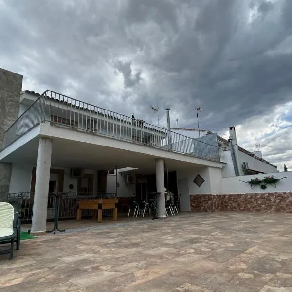 Vivienda rural Saltos de la Osera: Villacarrillo'da bir otel