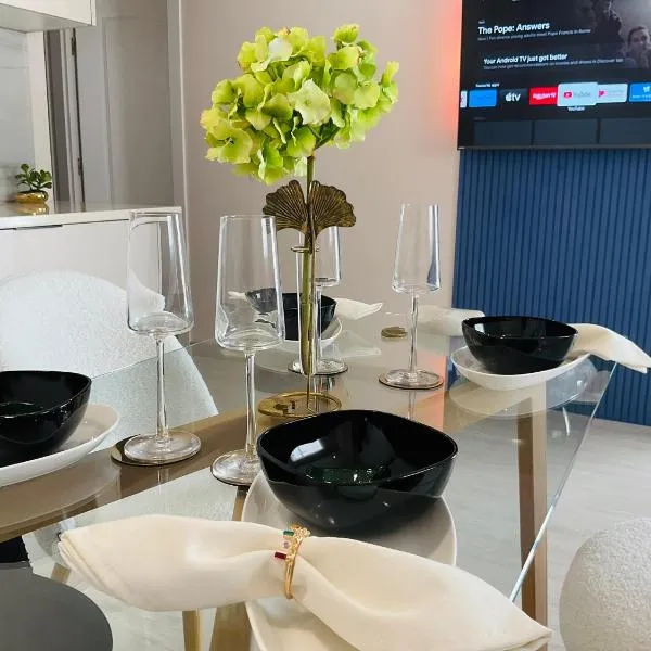 Palangre Luxury Apartment, hotel in Torrevieja