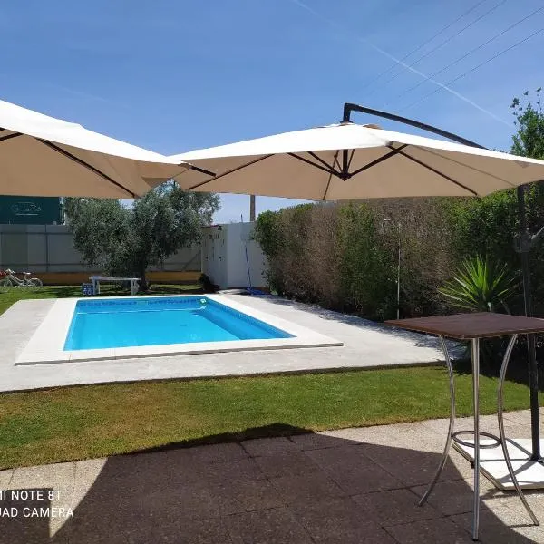 Casa rural la noria, hotel em Los Palacios y Villafranca