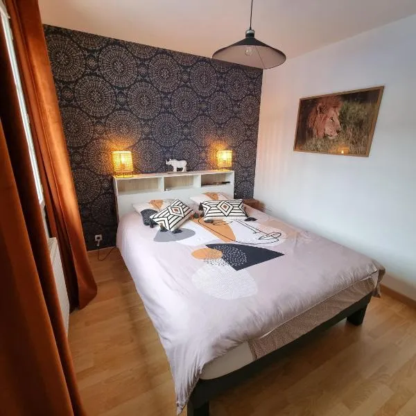 Le Val Morand - chambre pour les 24 HEURES, hotel v mestu Domfront-en-Champagne