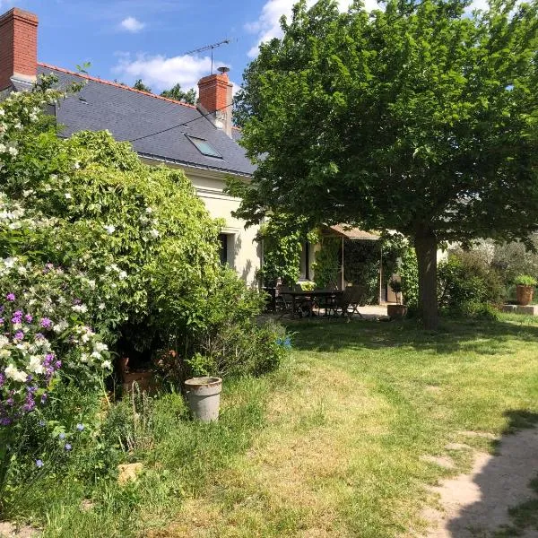 LA FERME DE RUSSÉ, hotel en Allonnes