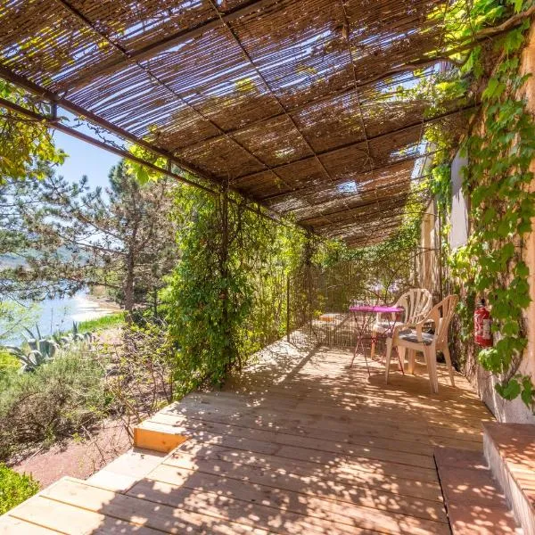 Le Mas de Riri, hotel v destinácii Celles