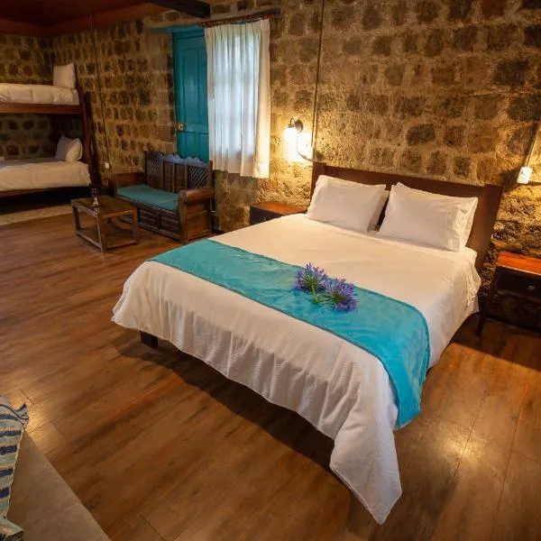 Niebli Historical Farm and Lodge at Pululahua Volcano, hótel í Quito