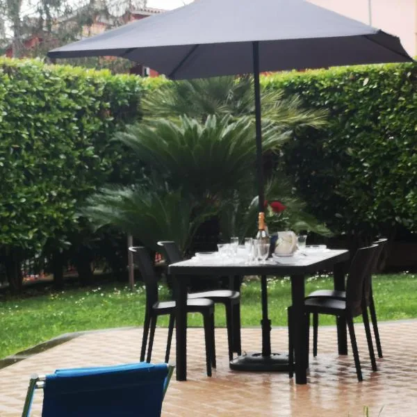 Garden House – hotel w mieście Campagnano di Roma