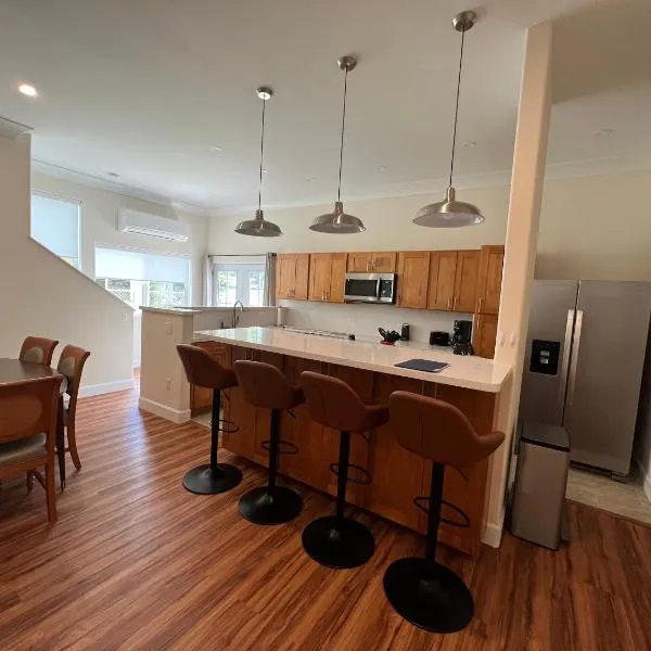Cozy Custom Vacation Home, hotel v destinaci Kaneohe