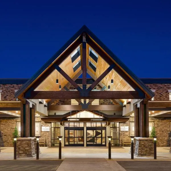 Delta Hotels by Marriott Helena Colonial, hotel in Clancy