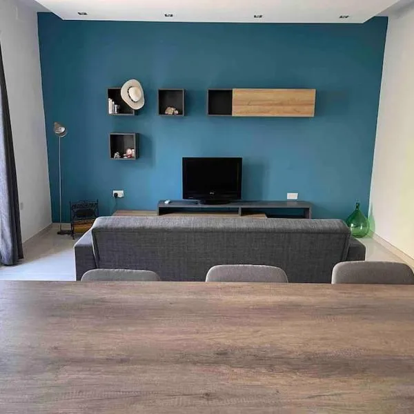 Sunset Apt Modern 1 bedroom Apt near the Beach, khách sạn ở Birżebbuġa