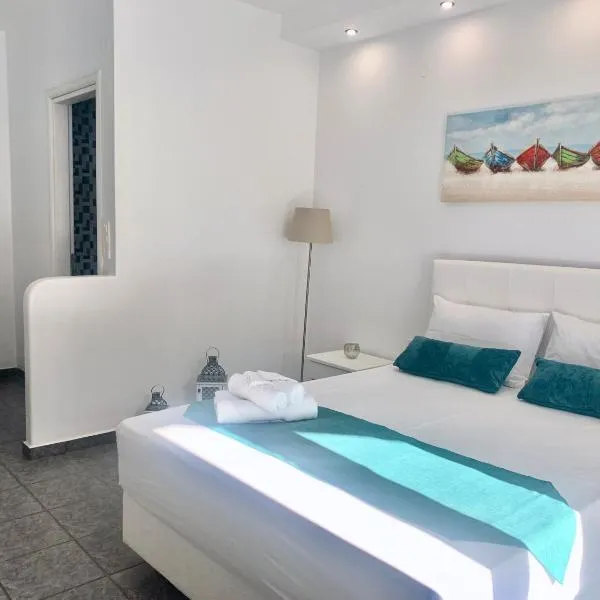 Anemos Studios, hotel v destinaci Adamas