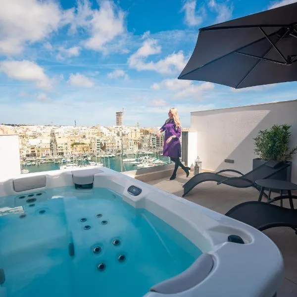 The Address Seafront Suites with Hot Tub, готель у місті Pieta