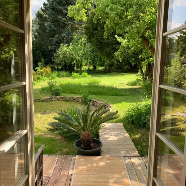 Idyllische Fewo Belling Spa - eigene Sauna und E-Ladesäule, hotel v Drážďanech