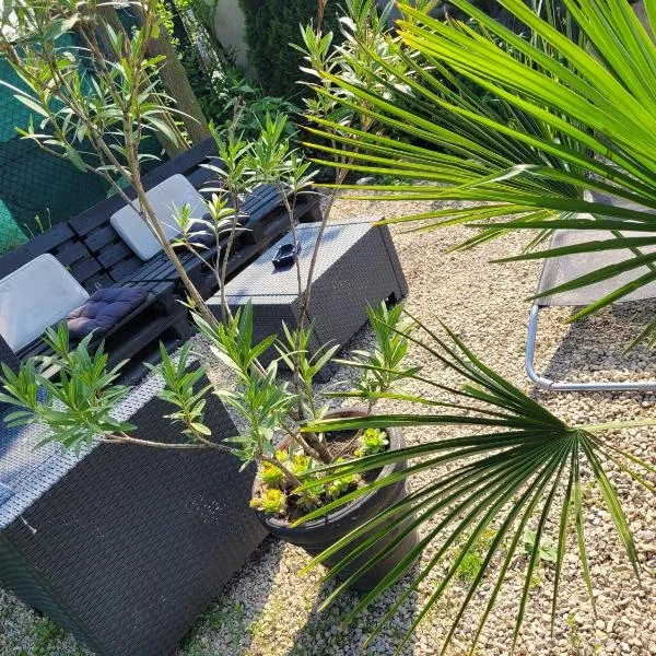 Apartman La Martina, hotel v destinaci Vráble