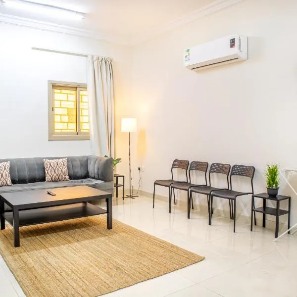 Luxurious Family 3 Bedroom Apartments 10 Mins Drive to Al-Masjid Nabawi - Nozol Noor 1, hotel in Al Madinah