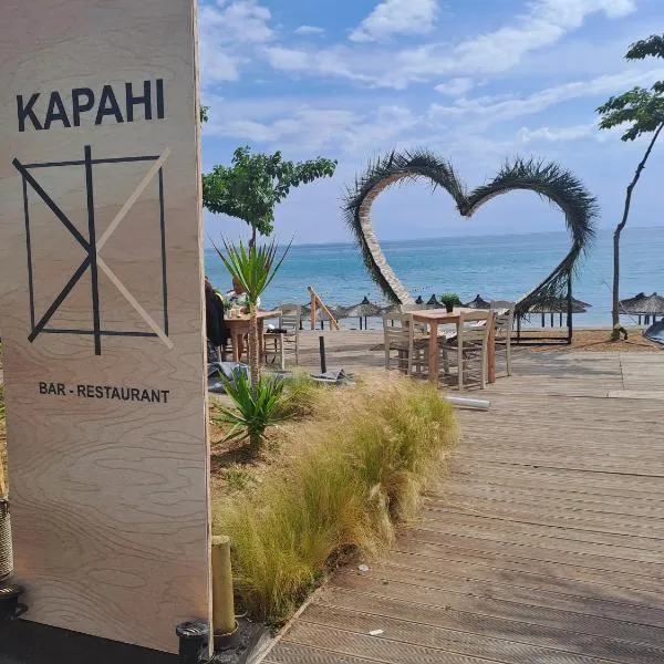Beach Hotel Kapahi, hotel v destinácii Pefkari