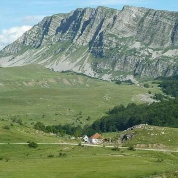 Čemerno Cottage, отель в городе Gacko