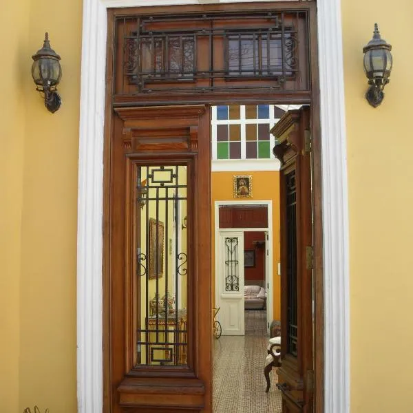 Residencial Miraflores B&B, hotel v destinaci Lima