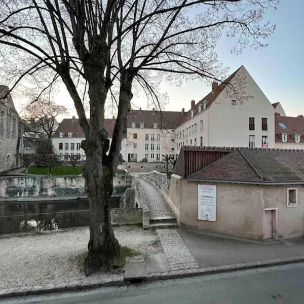 Appartement bords de l’Eure charmant studio, hôtel à Chartres