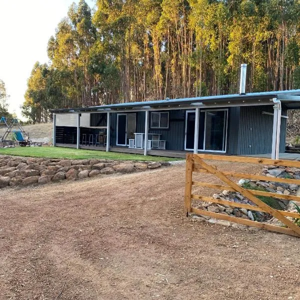 Preston Valley Country Cabin, hotel v destinaci Lowden