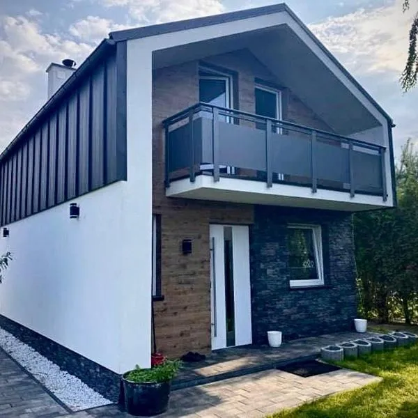 Domki pod gwieździstym niebem, hotel in Zastań