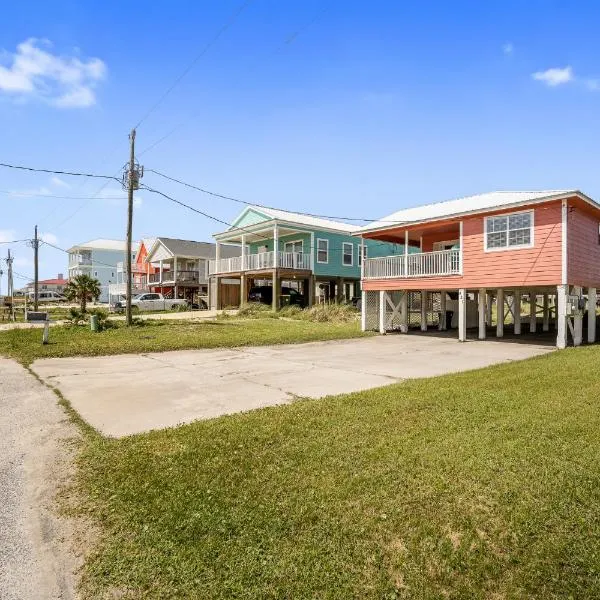 Coral Breeze by ALBVR - Pet Friendly 3BR, 2BA Beach House - Just Steps to the Beach, hotel v destinaci Fort Morgan