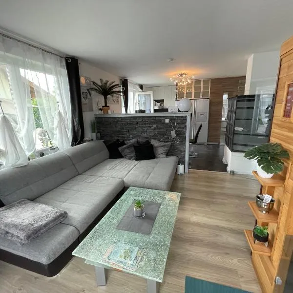 Ferienwohnung am Seeblick, hotel v destinaci Feldkirchen in Kärnten