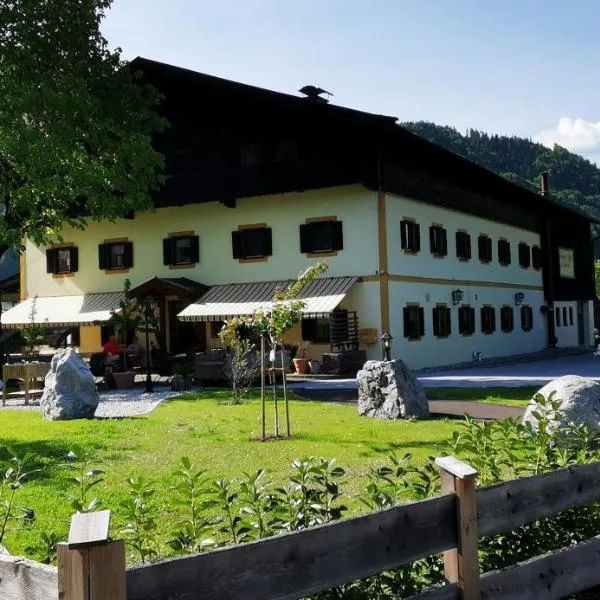 Pension Hohenkendl, khách sạn ở Schwendt