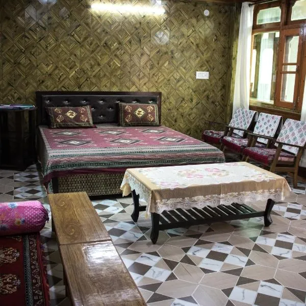 Aaruhee Homestay, hotel v destinaci Kalpa