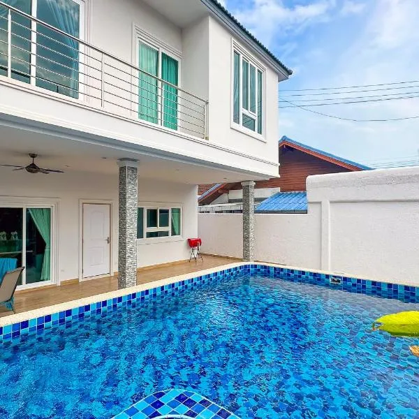Relax Pool Villa Near Walking Street,jacuzzi ,BBQ 5Bed 6Bath City house54, hotel v destinaci Pattaya South