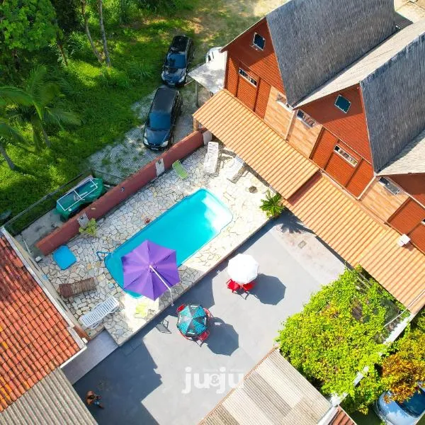 Recanto Pousada JU&JU Chalé com PISCINA COMPARTILHADA, hotel in Pontal do Paraná