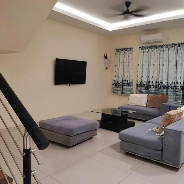 Cozzy26 Homestay, hotel v destinaci Bintulu
