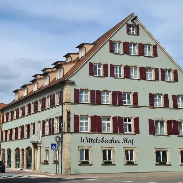 Wittelsbacher Hof Weißenburg, hotell i Weißenburg in Bayern