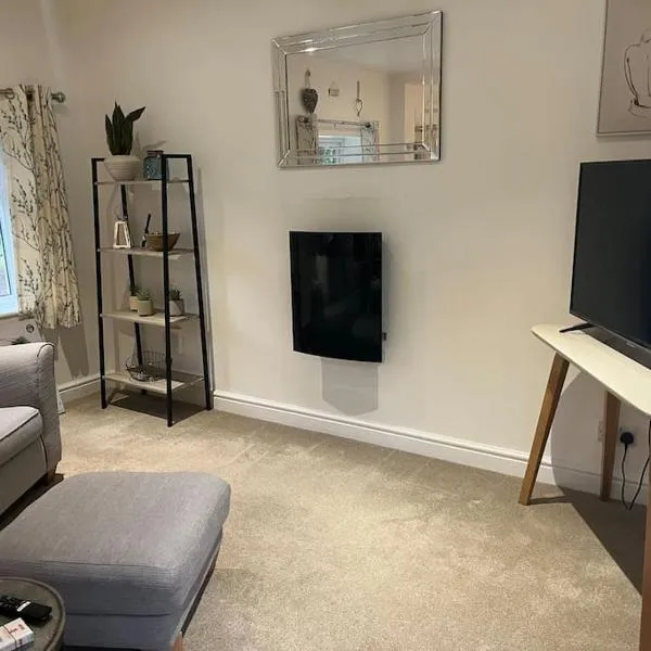 North Cottage Marlfields Hall, Stunning Location, hotel in Adlington