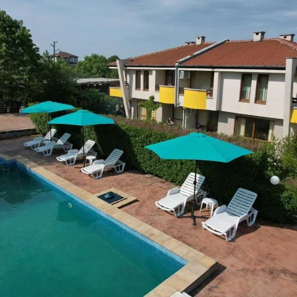 Indigo Villas, hotel in Pismenovo