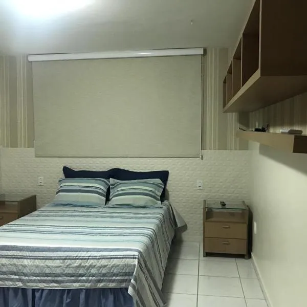 Excelente casa 300m2 em Bairro Nobre perto de tudo, hotel in Natal