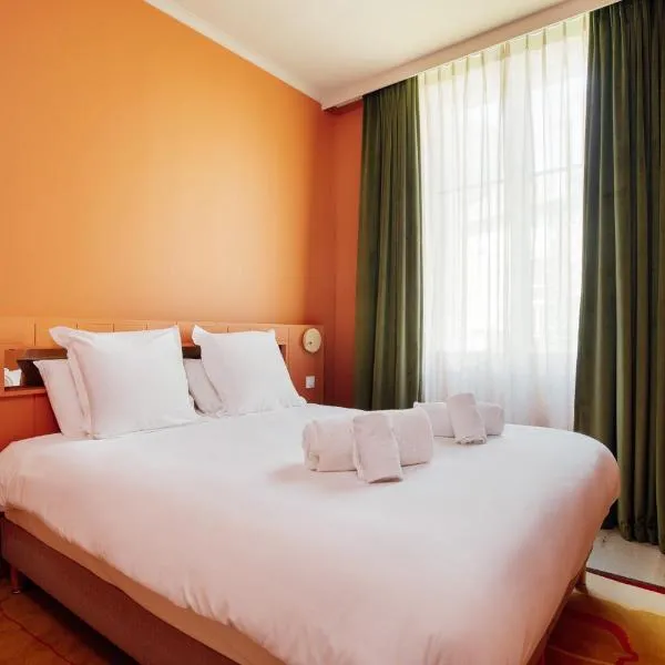 Hôtel Fernand - Entrée autonome, réception en ligne - Encore Mieux, hotel v destinaci Orléans